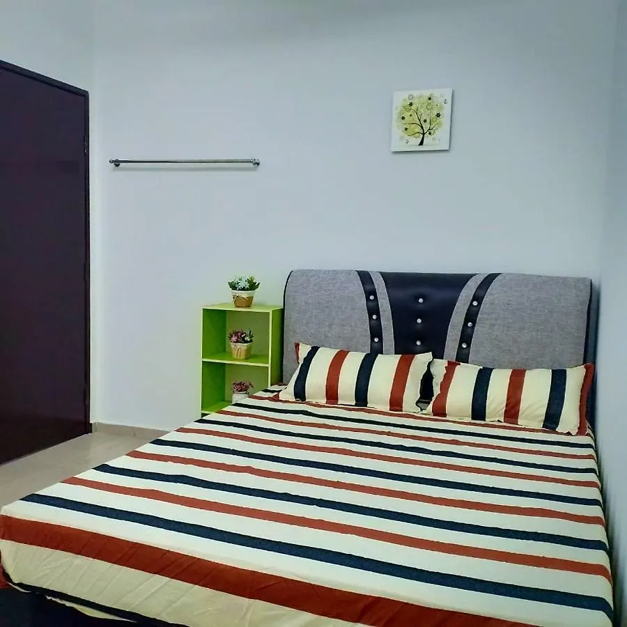 Ana Homestay Ayer Keroh Melaka Casa vacanze