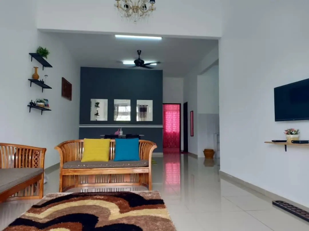 Ana Homestay Ayer Keroh Melaka Malesia